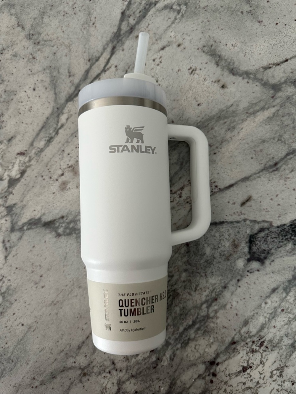 Stanley White Quencher Tumbler with Handle